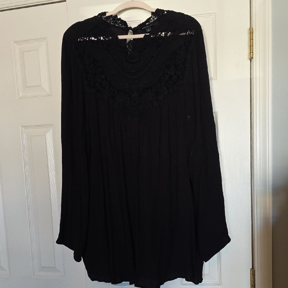 Torrid Black Lace Detail Blouse size 5
